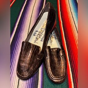Anne Klein iflex Croc Embossed Brown Loafers Size 8.5